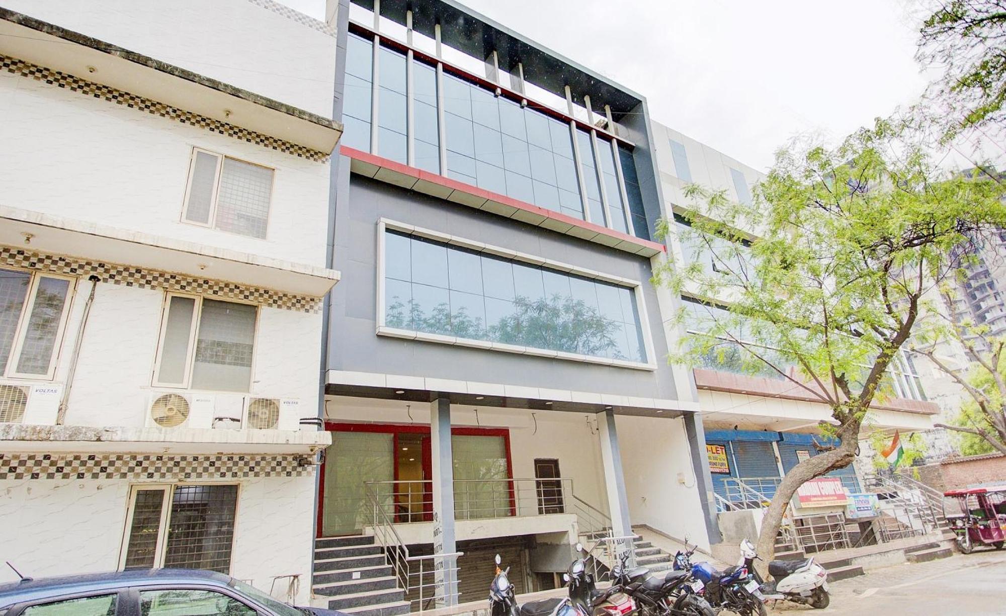 Townhouse Townhouse Atal Chowk Indirapuram Ghaziabad Exterior foto